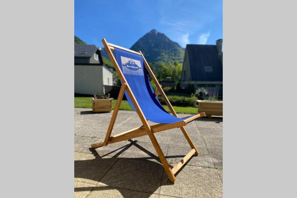 T2 Ensoleille. Terrasse Et Vaste Jardin Commun Lägenhet Cauterets Exteriör bild