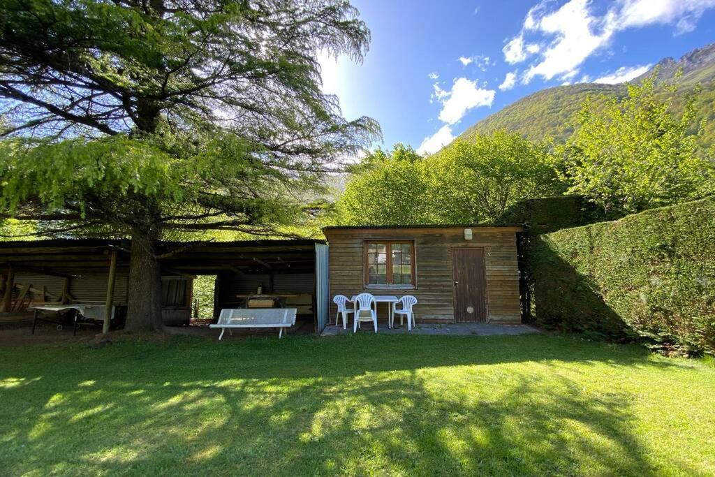 T2 Ensoleille. Terrasse Et Vaste Jardin Commun Lägenhet Cauterets Exteriör bild