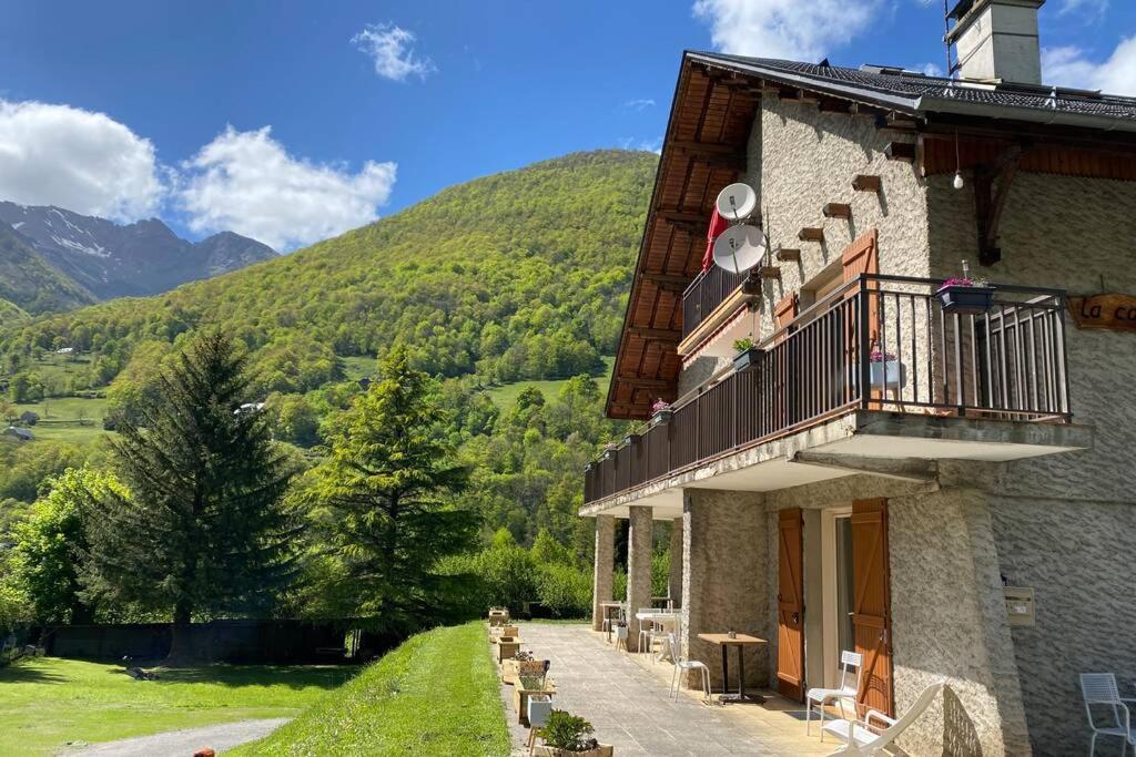 T2 Ensoleille. Terrasse Et Vaste Jardin Commun Lägenhet Cauterets Exteriör bild