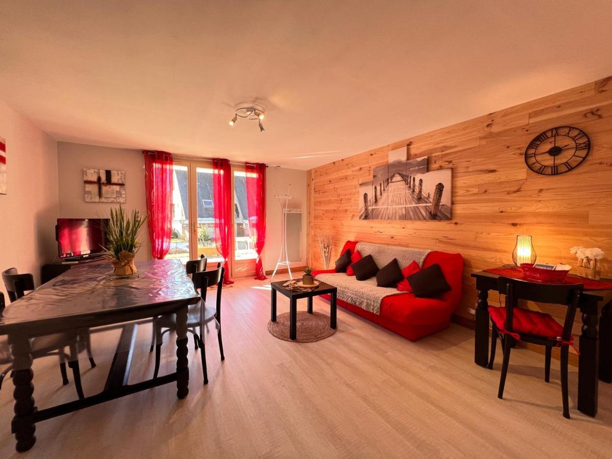 T2 Ensoleille. Terrasse Et Vaste Jardin Commun Lägenhet Cauterets Exteriör bild